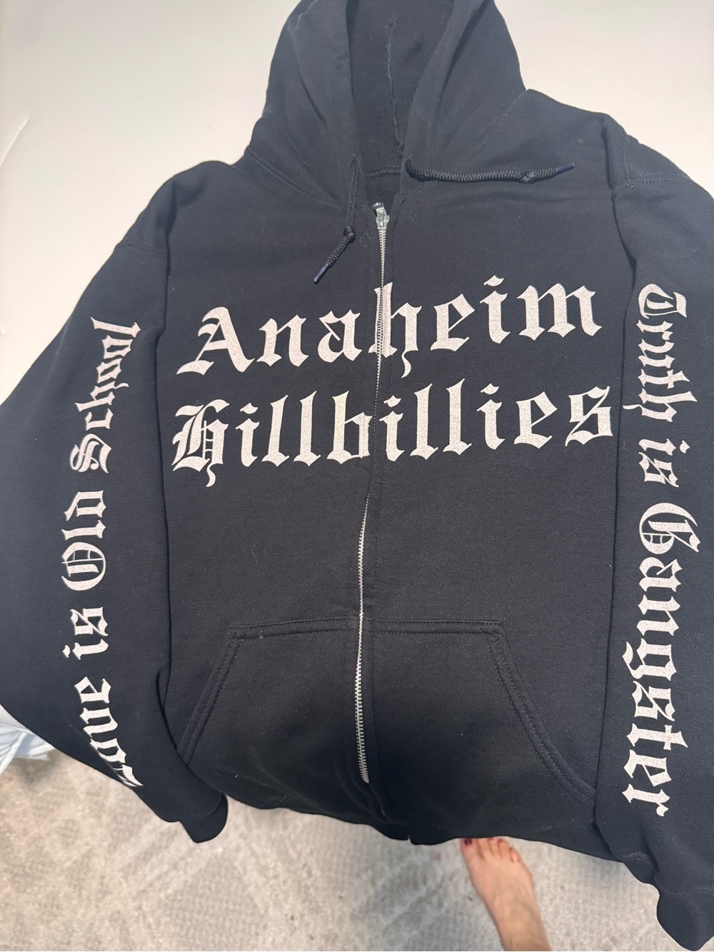 Gwen Stefani Anaheim Hillbillies Black Graphic Zip Hoodie
